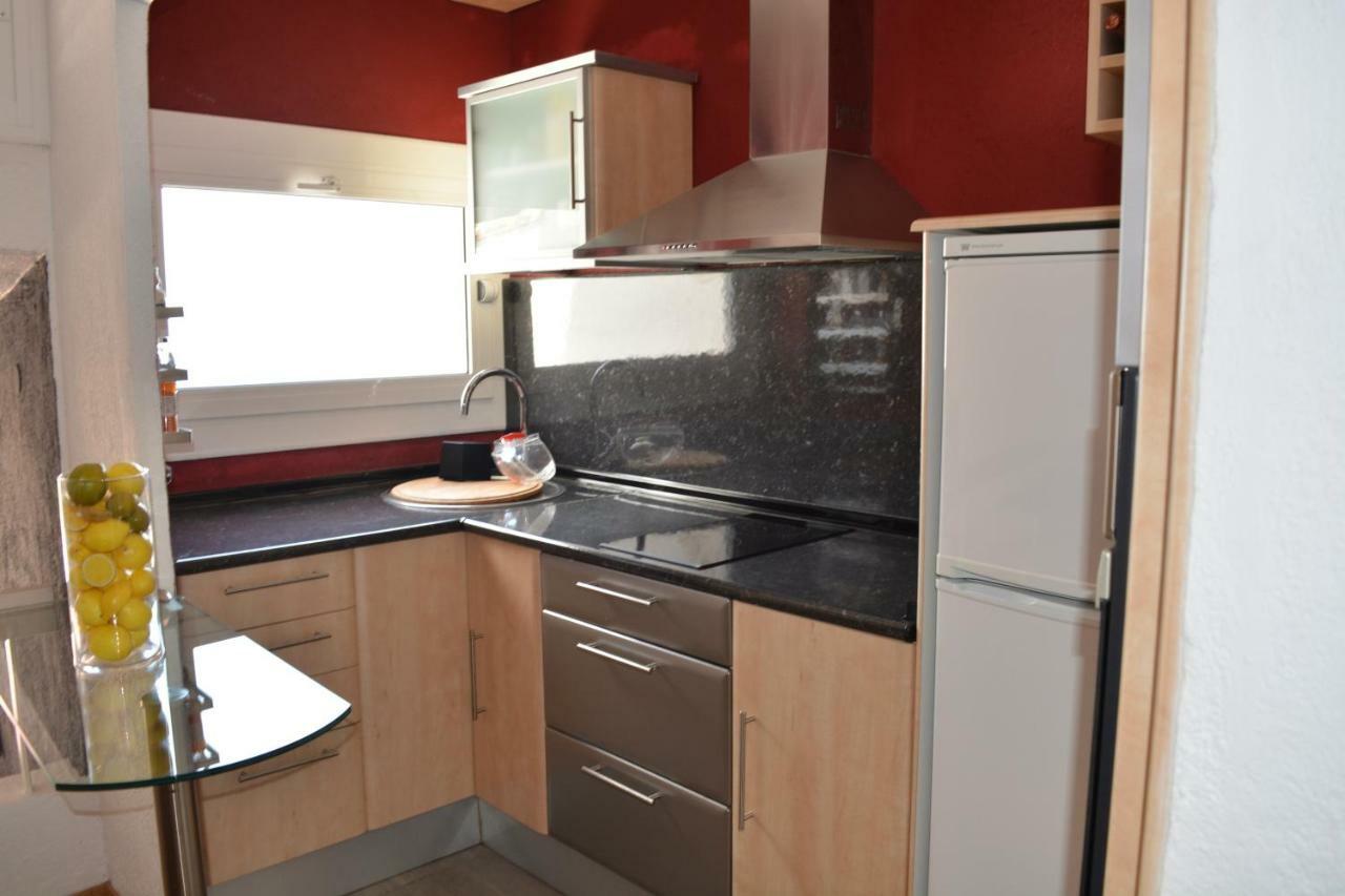 Apartamento Carabelasiente La Brisa Del Mar ตอสซาเดมาร์ ภายนอก รูปภาพ